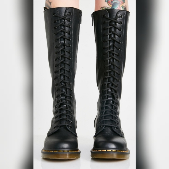Dr. Martens Shoes - Dr martens tall combat 20 eye boot Size 6